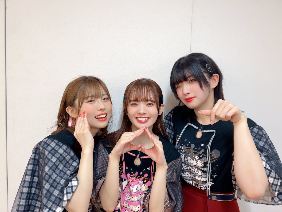 NozomiNirei's tweet image. #蓮ノ空5th大阪Day2

ありがとうございました！！♠︎

蓮ノ空のこと好き好きクラブの皆さんとの繋がりをひしひしと感じる大阪公演でした✨
Edel Noteの“今”の姿、本当に美しく咲いていたね🪷

次はClover Stage。
スリーズブーケらしく、満開のお花畑を作れるように頑張ります🍀♣︎…