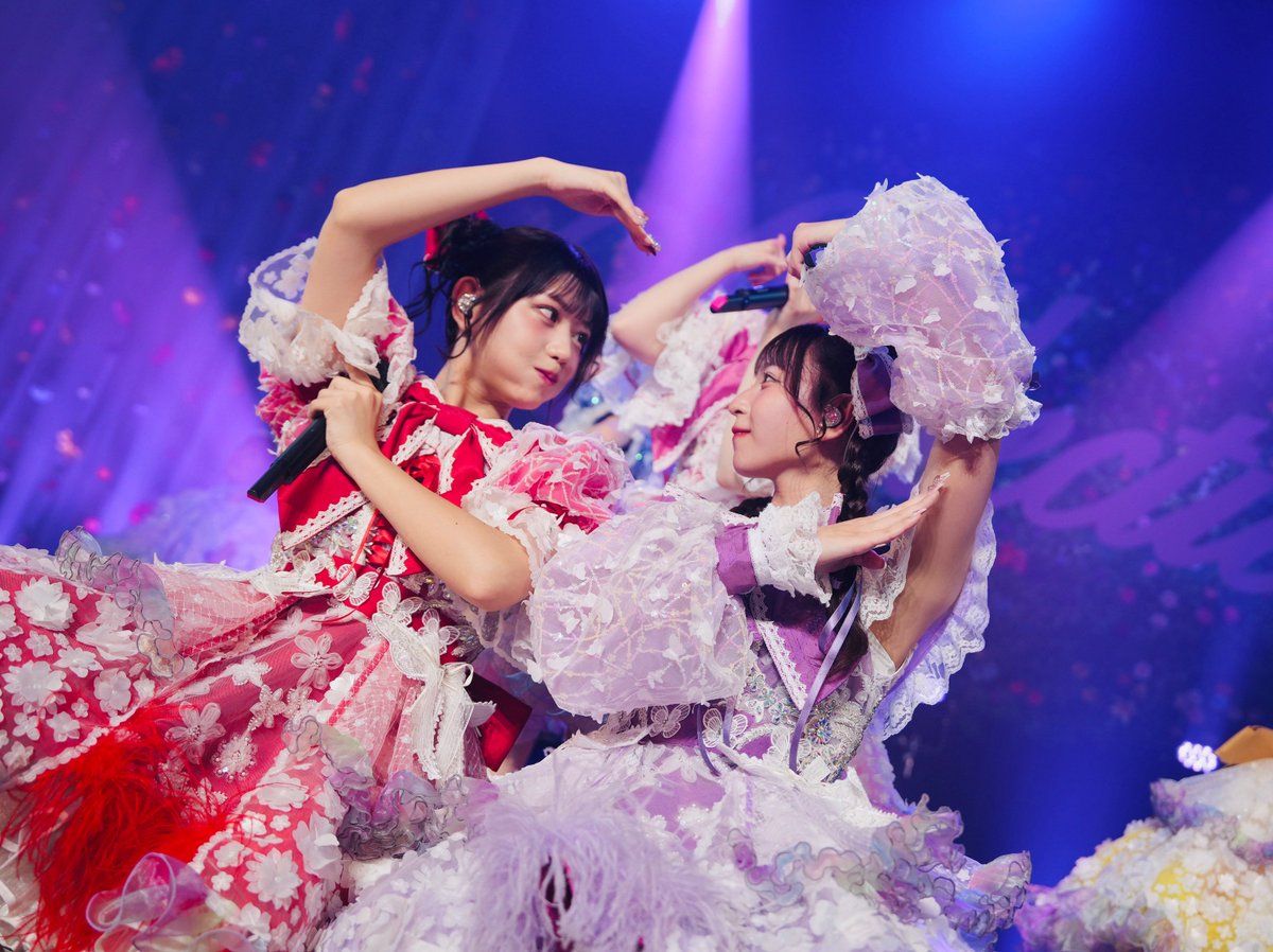 I˙꒳​˙)じー💜 ∑( ˙ ꒳​ ˙ )❤️ #塩川莉世 #白石まゆみ #すいこれ