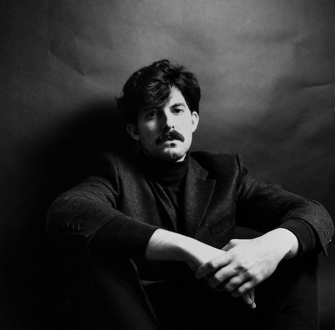 ManhattanEdu's tweet image. 🎉 Big news for Jasper Nation! Acclaimed novelist &amp;amp; MU alum Sebastian Castillo &apos;11 @bartlebytaco was recently featured in @nytimes  for his innovative approach to literature.

Read more: manhattan.edu/news/archive/2…

#ManhattanUniversity #AlumniSpotlight