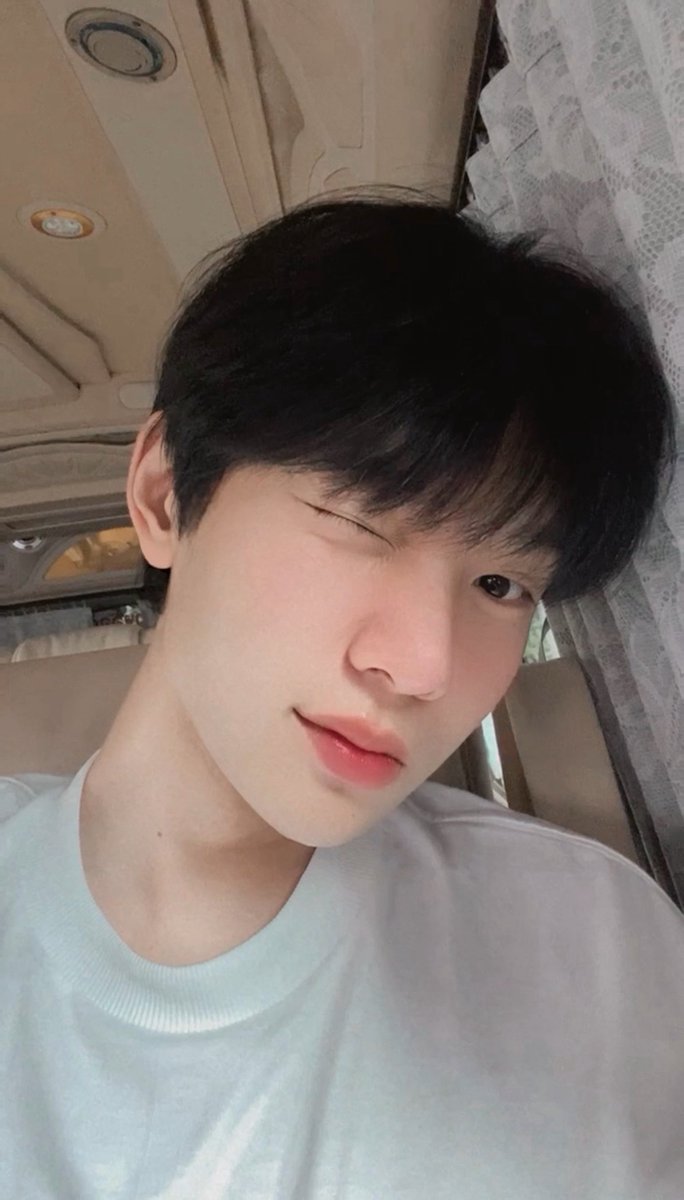 nampingnapat's tweet image. โหล ๆ เมื่อกี้เค้าเจอนก #nampingster