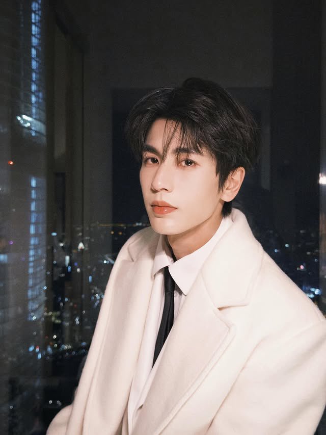 wenyif4n's tweet image. dear…..