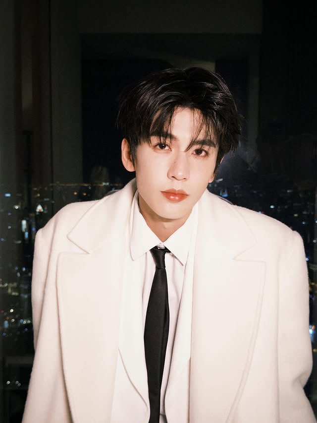 wenyif4n's tweet image. dear…..