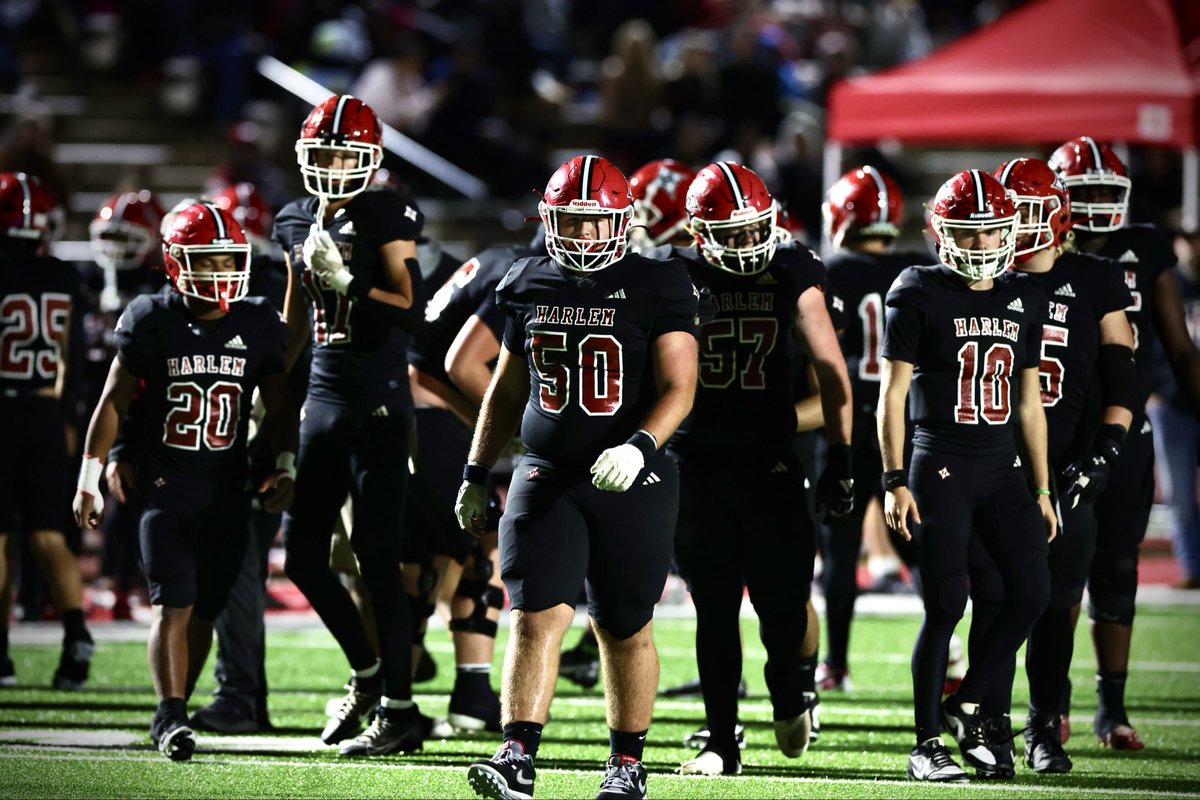 Round 2 tomorrow night against Jefferson.

Proud of this young man and the work he’s put in — not just on Fridays, but every day when nobody’s watching.

Head down. Keep growing. Keep grinding.

Let’s go, Bulldogs! 🔴⚫️ #50 - <a href="/JackWhitt2027/">@jackwhitt2027</a> 

#GoDawgs #RoadDawgs #Playoffs