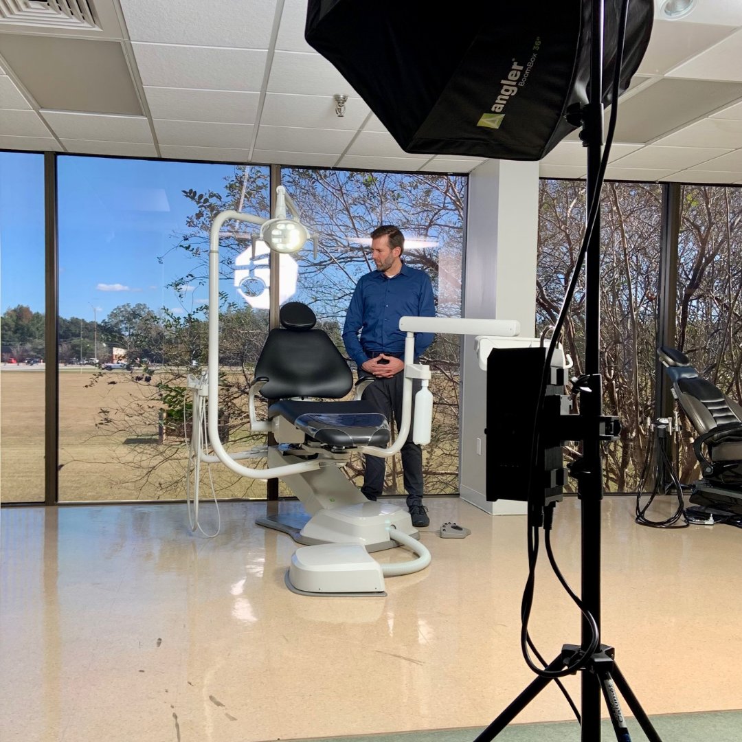 Behind the scenes at Bay Minette! 📸 Last week, the team held a photoshoot and our DSX reps came together for equipment training. It was great to bring everyone together in person. The trip was filled with learning, collaboration, and team bonding over dinner.

#DENTALEZ