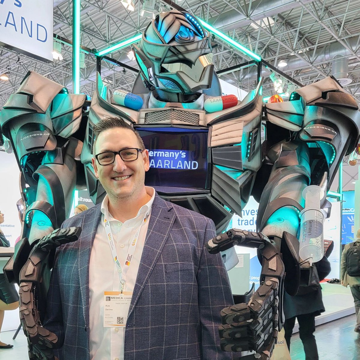 eclipseautomate's tweet image. Wrapping up #MEDICA2025 with great conversations + collaboration across continents. We&apos;re excited to keep driving MedTech automation forward together, to create a better world. 🫶

#MedTech #Automation #EclipseAutomation #GlobalCollaboration #ManufacturingInnovation