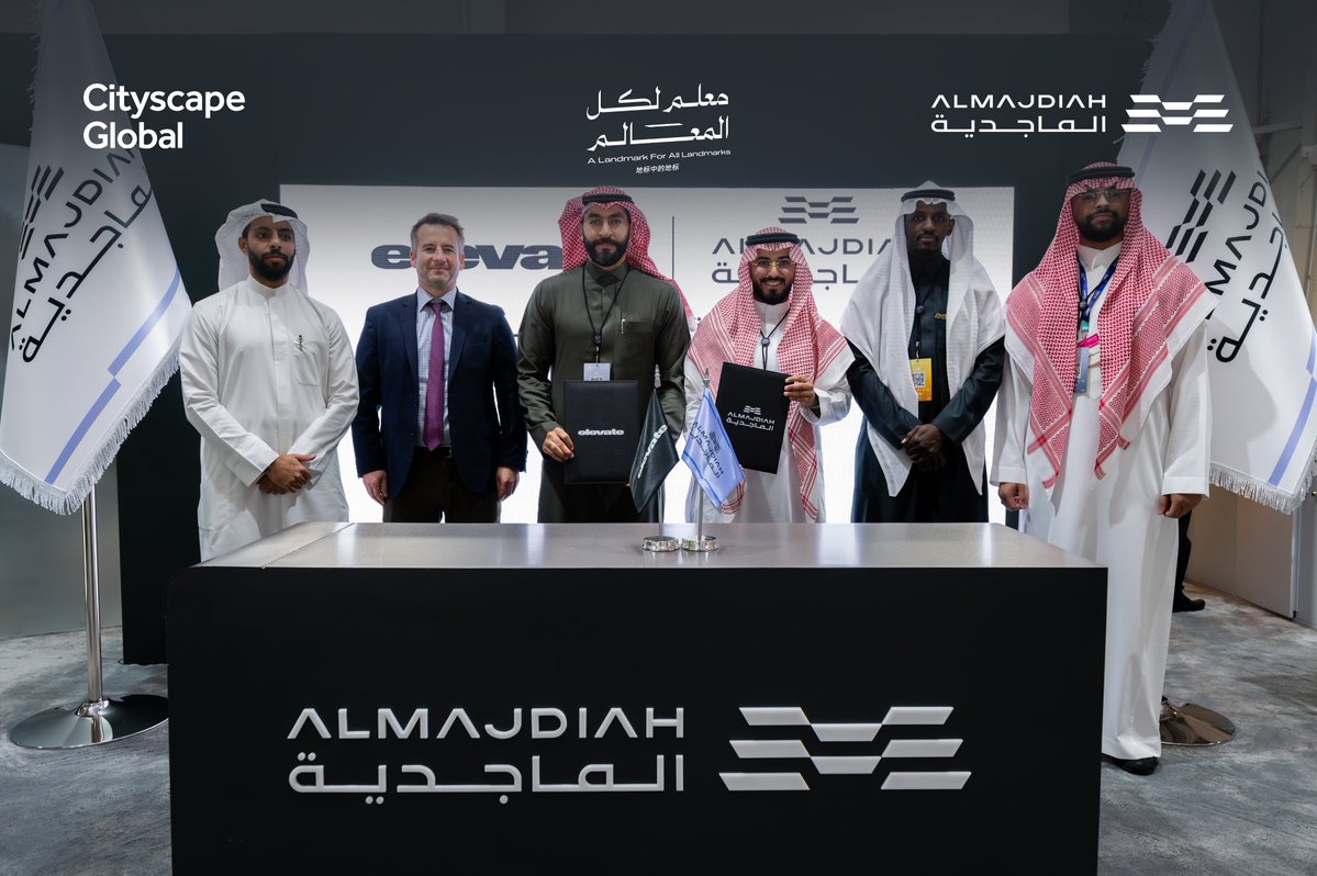 نُعلن في #الماجدية عن توقيع اتفاقية تعاون مع <a href="/oneelevate_/">Elevate</a> ، حيث وقع كل من، مدير عام الأعمال التجارية للماجدية - الأستاذ معاذ الخريف، ومن جانب "Elevate" المدير العام - ريان سفر.

وذلك ضمن فعاليات #سيتي_سكيب_العالمي الرياض،
في شراكة تهدف إلى تفعيل المبادرات النوعية في المشهد