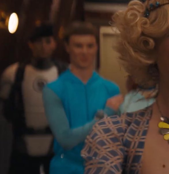 basedyaoi's tweet image. whoever did his hair should be considered a terrorist