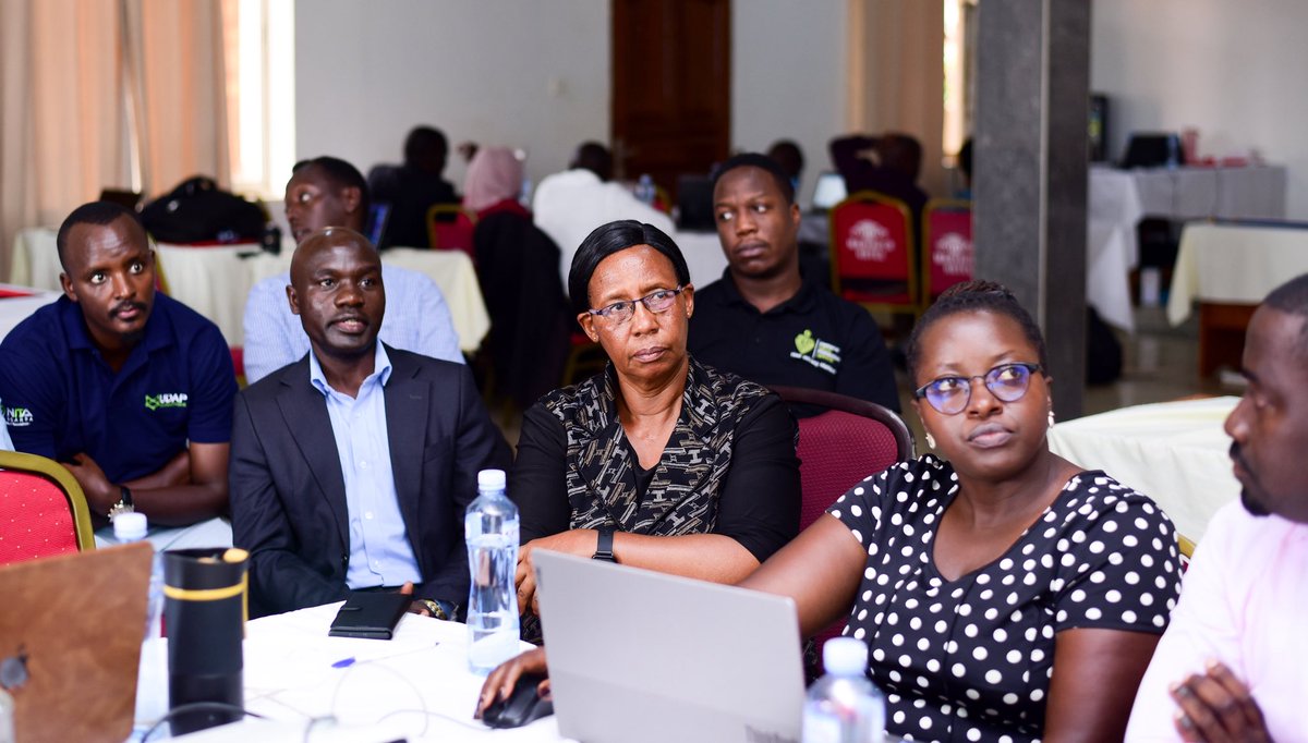 UlearnUg's tweet image. We are pleased to have spent productive time with @NITAUganda1 &amp;amp; @Educ_SportsUg during a content development workshop for Ulearn.

#BetterYourself #DigitizeUG #UDAPGovNet #TeacherDevelopment #UlearnUganda