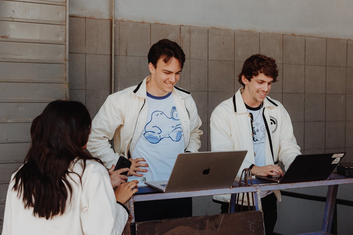 Paris Rouzati tweet media