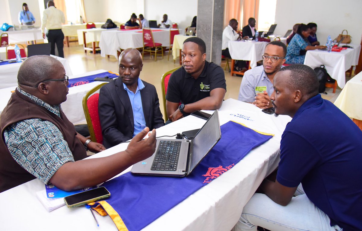 UlearnUg's tweet image. The session focused on strengthening the Certificate in Teacher Education Proficiency by creating high-quality, interactive digital content to support teachers’ continuous professional development.

#BetterYourself #DigitizeUG #UDAPGovNet #CPD #TeacherDevelopment #UlearnUganda