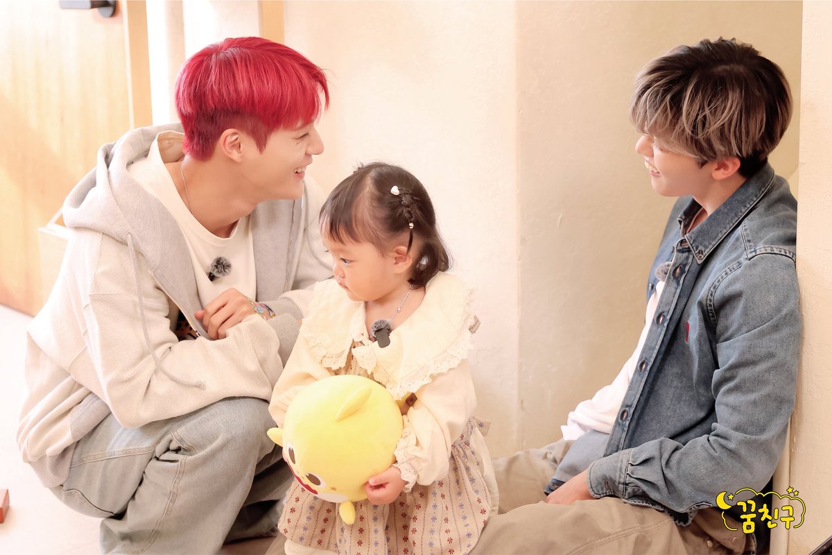 LA 🦋 | JNJM SUBUNIT 🚬 tweet media