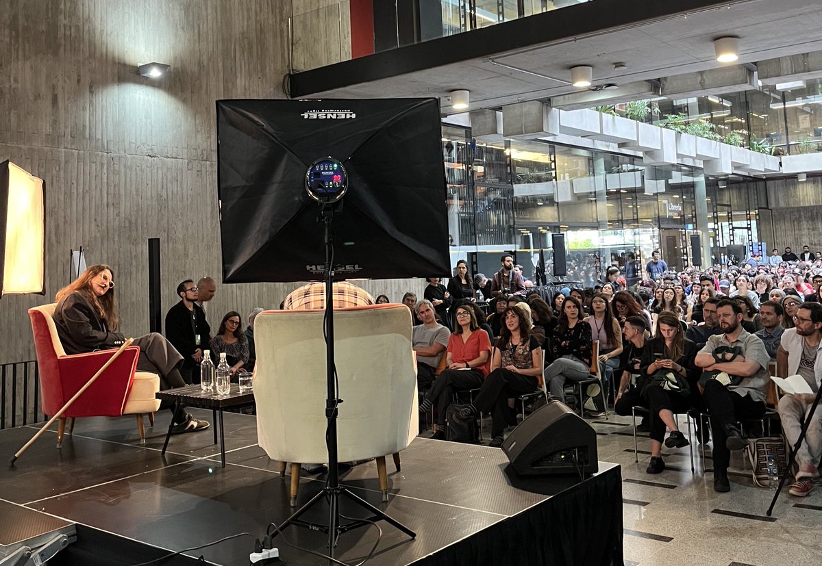 AHORA |🤩Lucrecia Martel, premiada cineasta argentina, protagoniza la masterclass de la Escuela FIDOCS y la Cátedra UDP Raúl Ruiz, en la Biblioteca Nicanor Parra 🎥

Visita udp.cl 📲

#cine #UDP