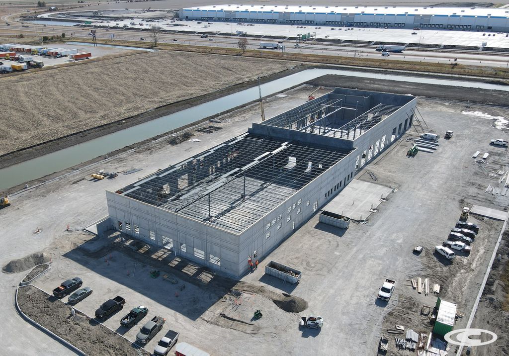 ContegraCC's tweet image. Tilt panels are complete and steel erection is underway on Project Pontoon 💪 #Contegra #ConstructionwithIntegrity