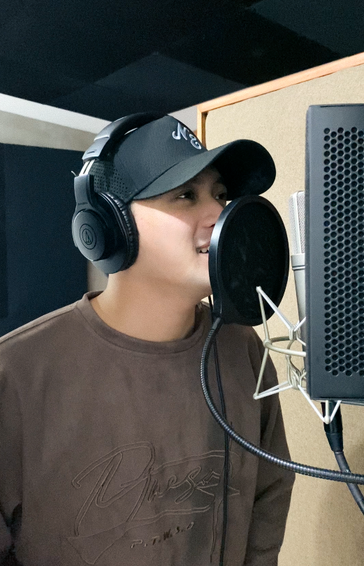 bgyo_ph's tweet image. ‘Bagong Simula’ by @BGYO_Akira, the OST of Rekonek, an official MMFF entry, drops on November 21, 2025 at 12 MN PHT.

Listen to it on your favorite digital streaming platforms!

REKONEKanta NG 2UNSHINES

#BGYOAkira
#Rekonek 
#MMFF2025 
#BGYOAkira_BagongSimula