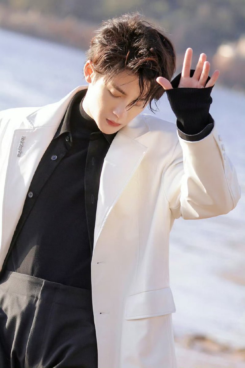 YongyeeVerse's tweet image. Angel By the sea 🌬

#TanJianci
#檀健次