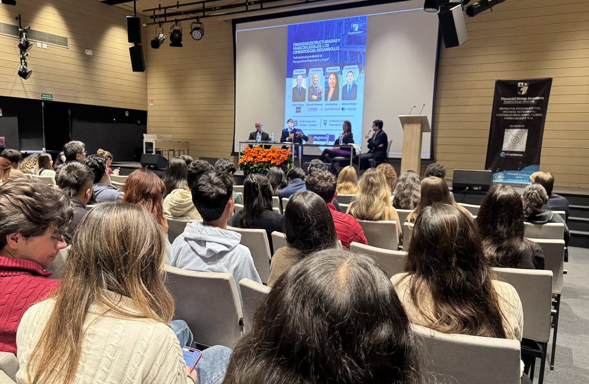 FDNcolombia's tweet image. @FDNColombia presente en conversatorio “Finanzas estructuradas y marcos legales: los cimientos del desarrollo

En el evento organizado por Financial Group Javeriana, Eduard Cárdenas presentó la visión de la @FDNColombia sobre #FinanzasEstructuradas y el rol del #ProjectFinance en…
