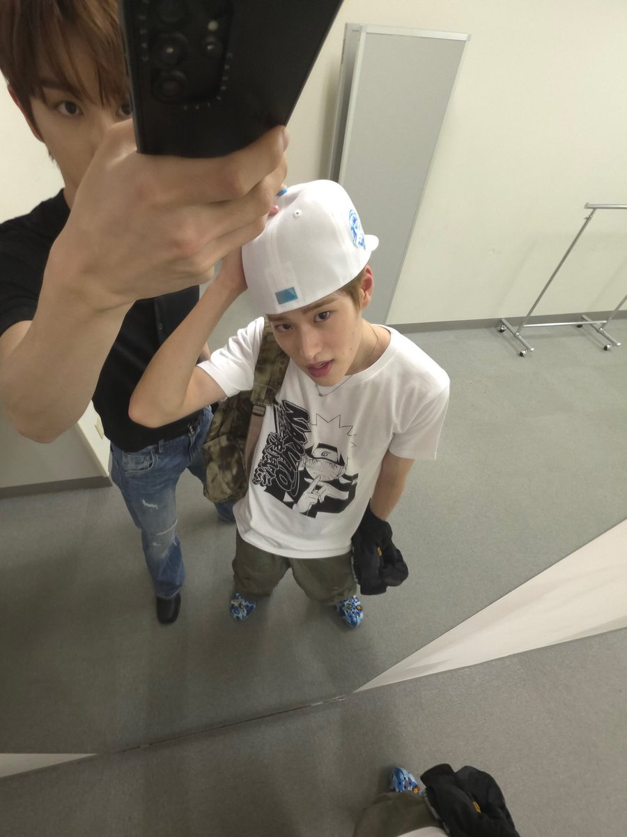 izz_zx's tweet image. 보물같은 소희야 생일 축하해요 🧡🧡🧡
연말에도, 다가오는 2026년에도 소희가 그리는 모든 꿈들이 이루어지길 !! 미니성찬 화이팅 🎂🤍

#소희생일_뿌팅해줘_얼른 
#so_love_hee_day