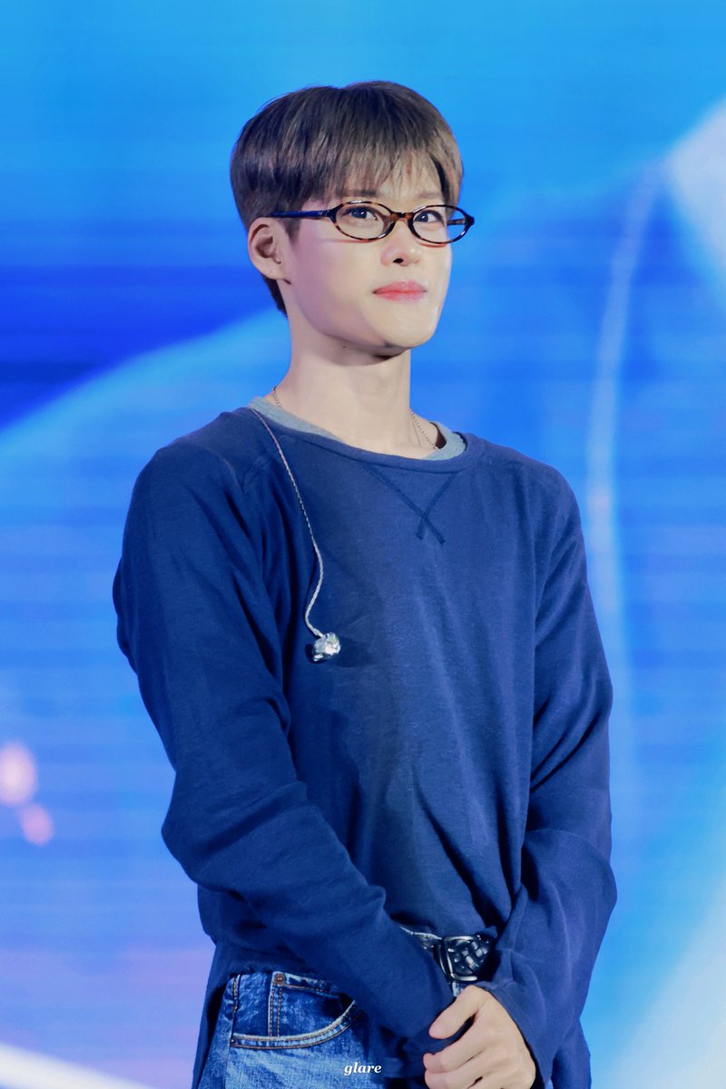 GLARE1121's tweet image. 생일 축하해! ✧
올해도 너만의 예쁘고 반짝이는 순간들로
가득 채워지길 바라🎨

#so_love_hee_day
#HAPPYSOHEEDAY
#소희생일_뿌팅해줘_얼른