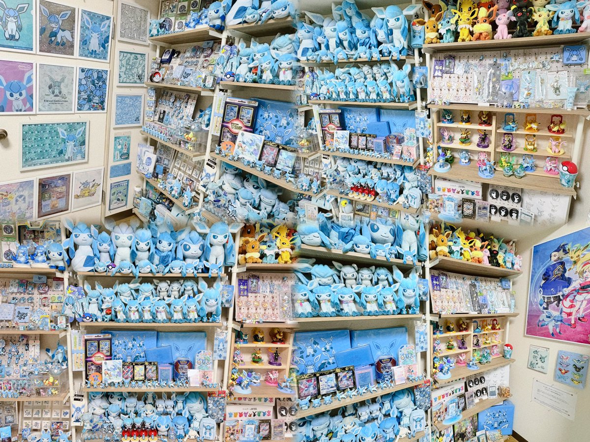 negitorocha1213's tweet image. 🩵❄️🩵❄️🩵❄️🩵❄️🩵❄️🩵❄️🩵

2025.11.21
#イーブイの日 
大好きなグレイシアのグッズを詰め込んだ
グレイシア博物館な部屋は日々進化中❄️
これからもずっとずっとだいすき！！！！！

#イーブイの日2025
#ポケモン部屋
#Glaceonroom 

🩵❄️🩵❄️🩵❄️🩵❄️🩵❄️🩵❄️🩵