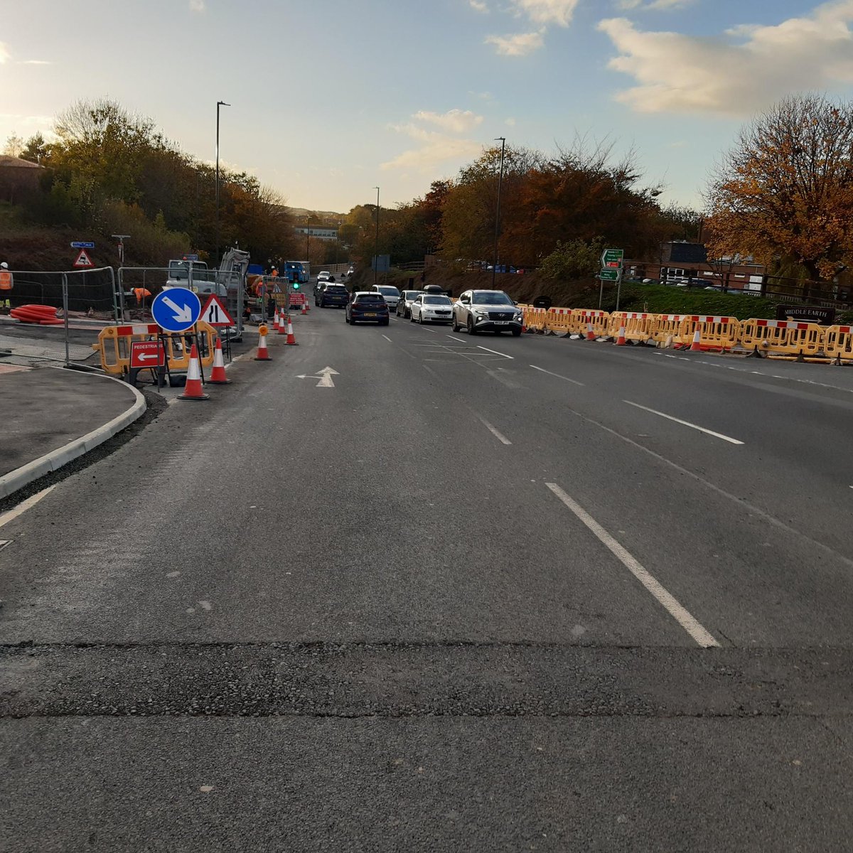 northyorksc's tweet image. The planned road closure at the A171 Helredale Road/Spital Bridge/Larpool Lane junction in Whitby will not take place tonight, Thursday 20 November. This is due to the wintry weather forecast.

As a result the  completion of the surfacing will be delay and will be completed on…