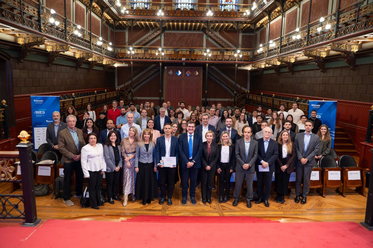 PUCE_Ecuador's tweet photo. ✨ ¡Orgullo PUCE! ✨
Nuestra docente Katalina Almeida participó en el II Encuentro Internacional de la Red de Innovación y Emprendimiento Global, desarrollado en @deusto  🇪🇸. https://t.co/zjeov7wMNW