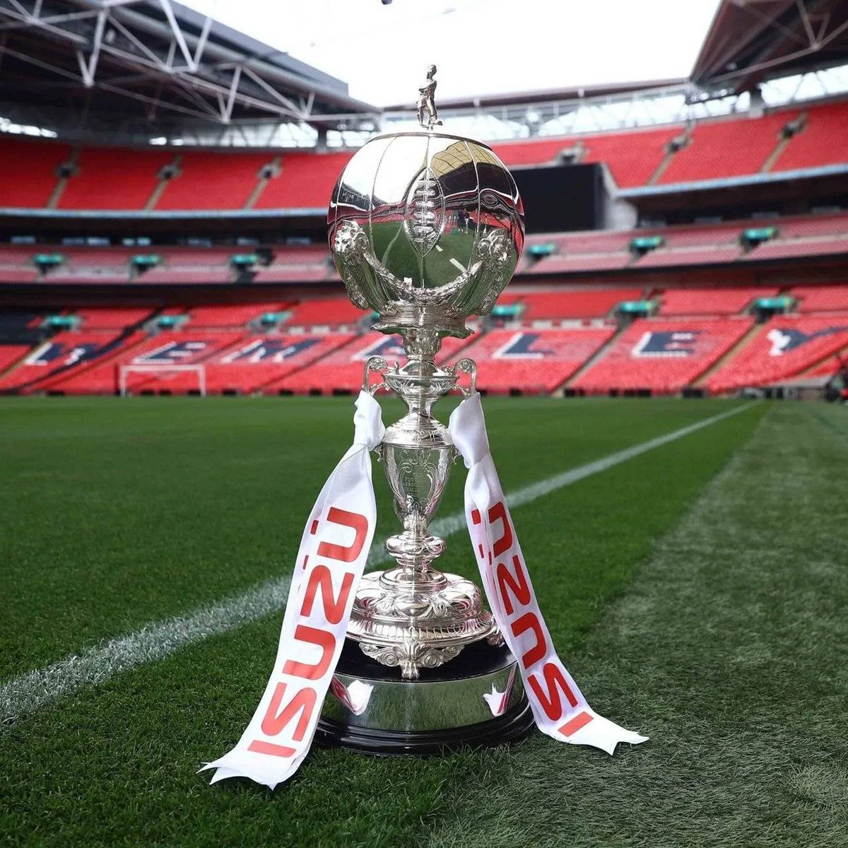 FC Halifax Town tweet media