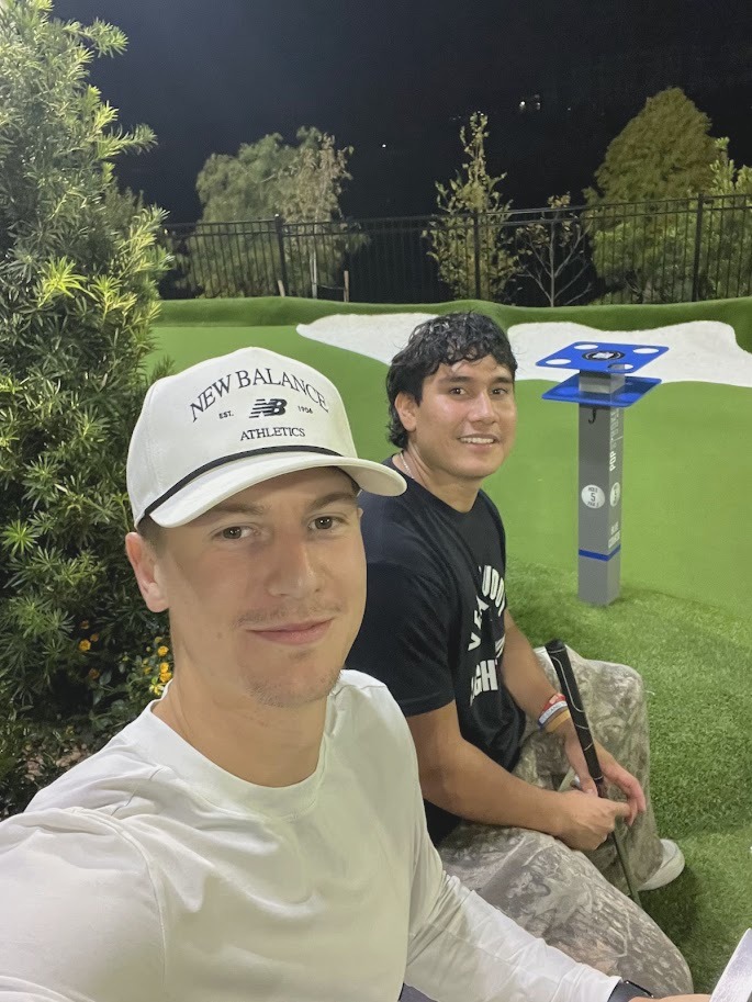 Nighttime mini-golf in Austin ⛳️
Friendly competition + the College Works crew = the perfect way to end the day.

Want in on the experience?
👉 Apply now: collegeworks.com/internship/app…

#MyCollegeWorksExperience #CollegeWorks #InternshipGoals #InternLife