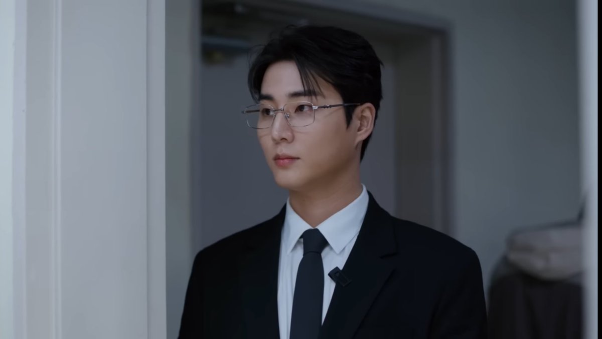 ㄴㅁ 잘생겨서 놀랏어