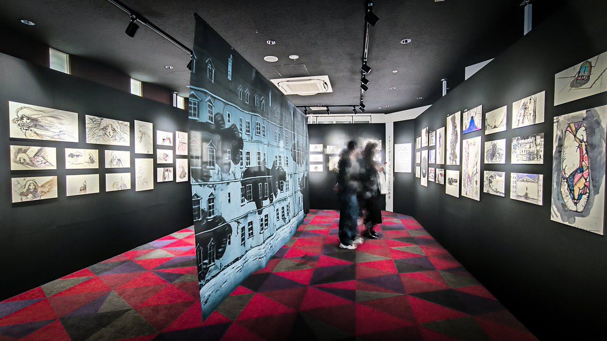 DilettanteGenet's tweet image. 今日は『天使のたまご』40周年記念展覧会の内覧へお邪魔していました。イメージボードの精密な複製の他、Entei Ryu氏の新解釈なフィギュアも展示されている等あの静謐な世界を濃縮した空間でした。まさかの兵藤まこ氏や菅野由弘氏にもお会いできて大号泣。渋谷シネクイントにて明日21日~12月14日まで。