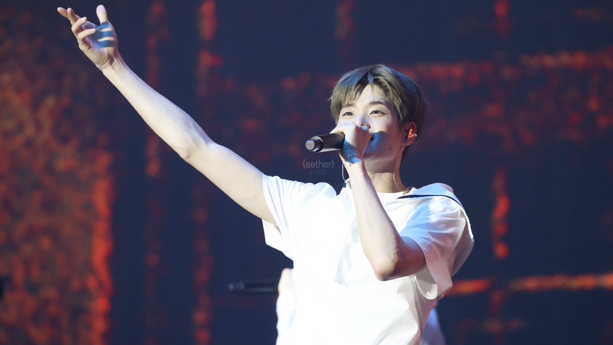 Aether010913's tweet image. 노래할 때가 제일 예쁘고
무대 위에서 가장 빛나는 
라이즈의 최강천재명창메보또리
소희의 생일을 축하합니다 💕

#소희생일_뿌팅해줘_얼른
#so_love_hee_day

#RIIZE #라이즈
#SOHEE #소희  
#HAPPYSOHEEDAY