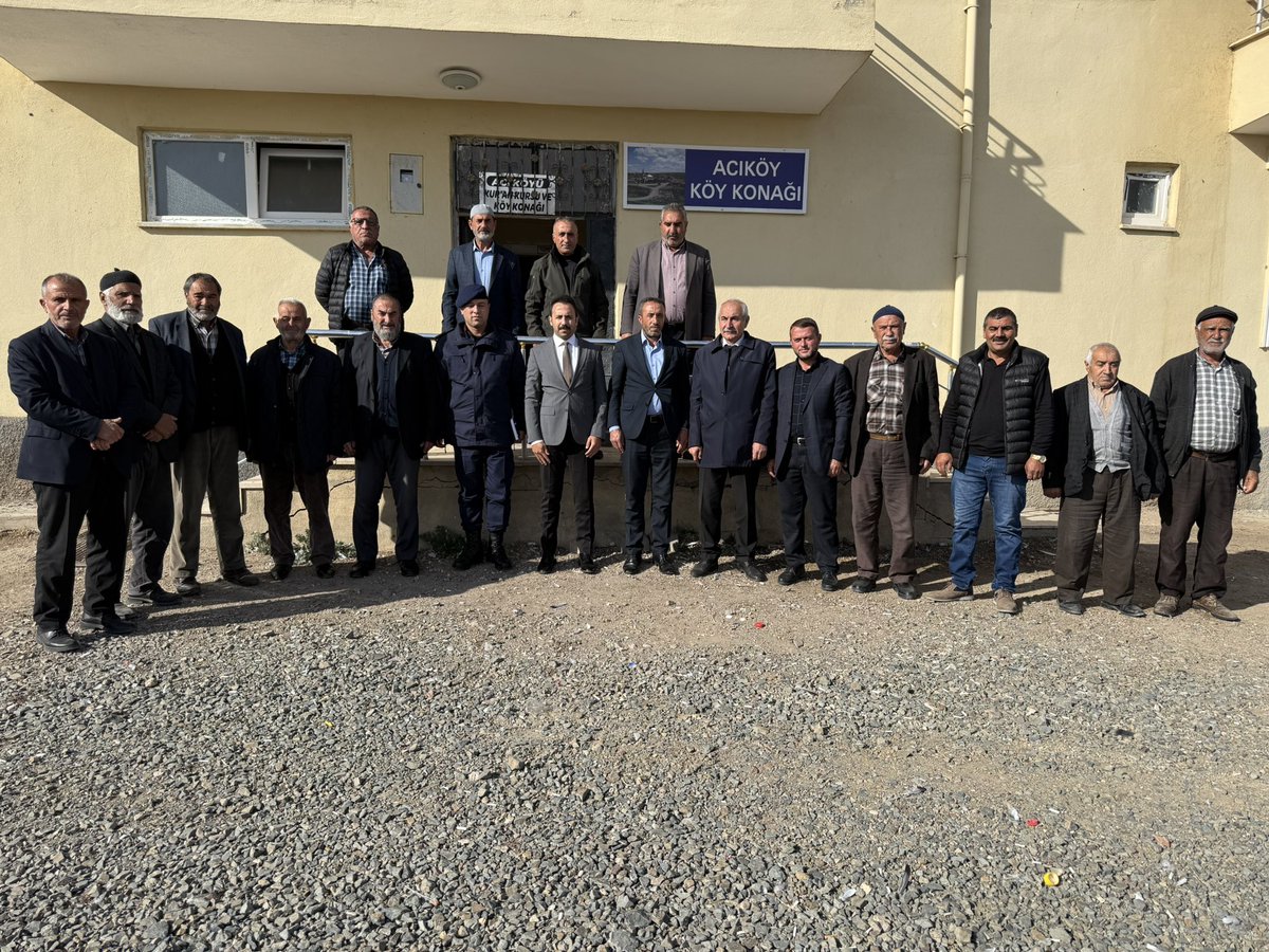 CicekdagiK's tweet image. Valimiz Sayın Murat Sefa DEMİRYÜREK’in öncülüğünde, ilçemizin köylerinde yürütülen Akıllı Su Sayacı çalışmaları kapsamında, Kaymakamımız Sayın Durdu Yavuz ÖĞÜT  kurulumu tamamlanan 10 köyde incelemelerde bulundu.
@KirsehirValilik @DemiryurekSefa