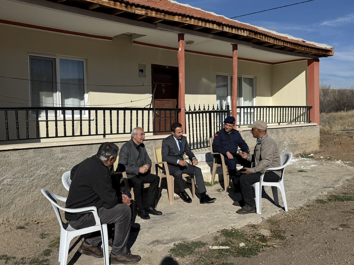 CicekdagiK's tweet image. Valimiz Sayın Murat Sefa DEMİRYÜREK’in öncülüğünde, ilçemizin köylerinde yürütülen Akıllı Su Sayacı çalışmaları kapsamında, Kaymakamımız Sayın Durdu Yavuz ÖĞÜT  kurulumu tamamlanan 10 köyde incelemelerde bulundu.
@KirsehirValilik @DemiryurekSefa