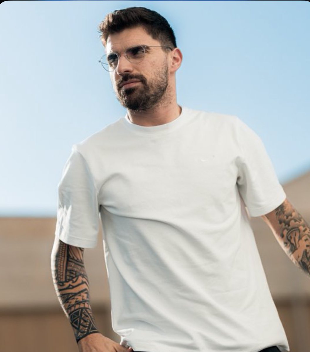 نيفيز يدخل الفترة الحره في يناير.. رايكم فيه يا عالميين ؟