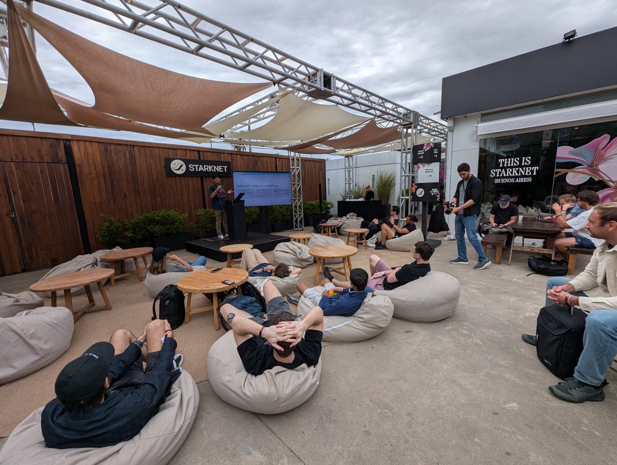 gyanlakshmi's tweet image. The community stage is open now 🤗 Come hear about the amazing work that our community members are doing.
It's a chill vibe 😎 
#communityStage #StarkConnect