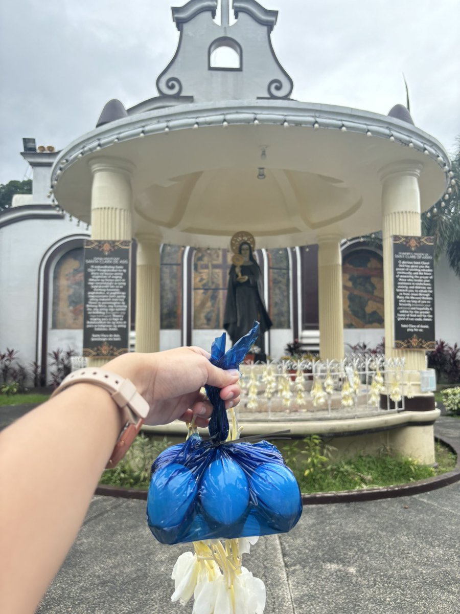arigeprazole's tweet photo. late post ito pero thanks sa sister ko na pumunta kay St claire bago ako magexam at kay St Jude after🥺

I surrendered to you Lord, St Jude, St. Claire and all saints na makikita ko name ko sa passers bukas😌💜In Jesus’s Name, Magpapaskong RPh🪪✨ https://t.co/waLyeFLdAa