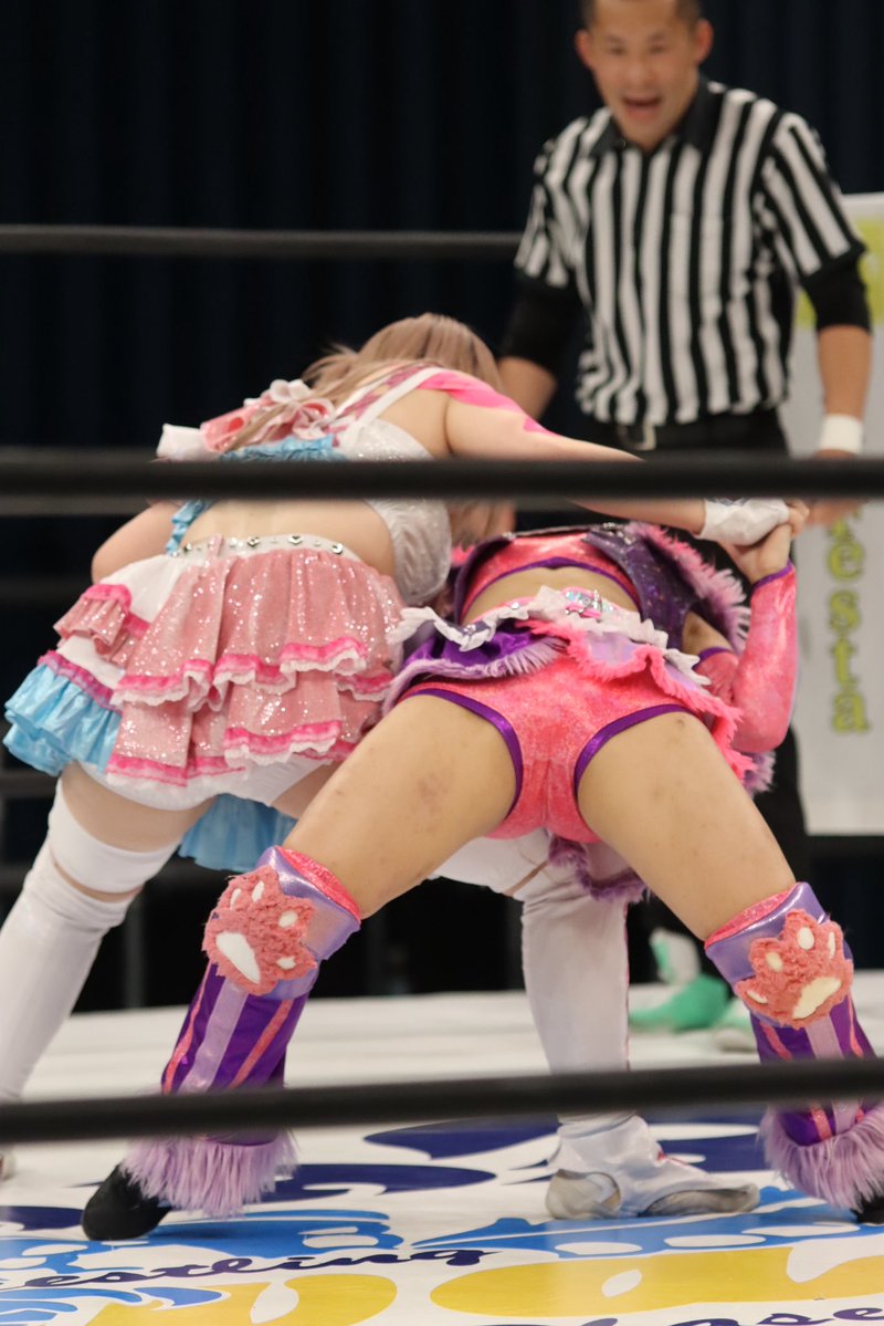 Kentaamu's tweet image. 11.20 #wavepro インイタ大会

#しのせ愛梨紗 選手と #咲蘭 選手

2人の攻防が懐かしい。ま、一年も経ってないけど。