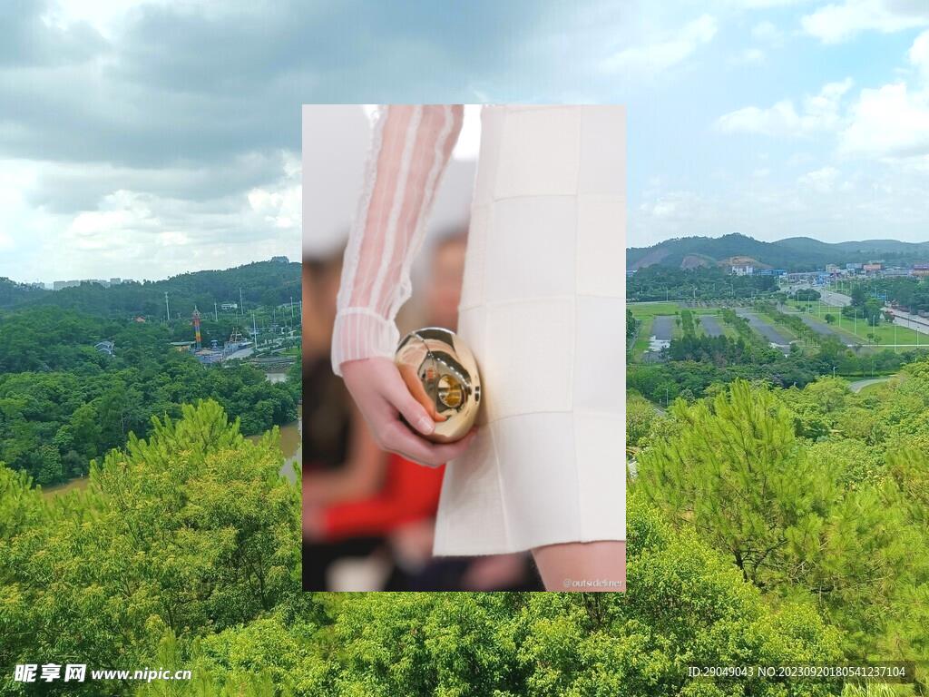 夏日西瓜切，切不開，想起你幫我切的樣子。​💘Drive yourself to improve every day—small gains lead to big success.