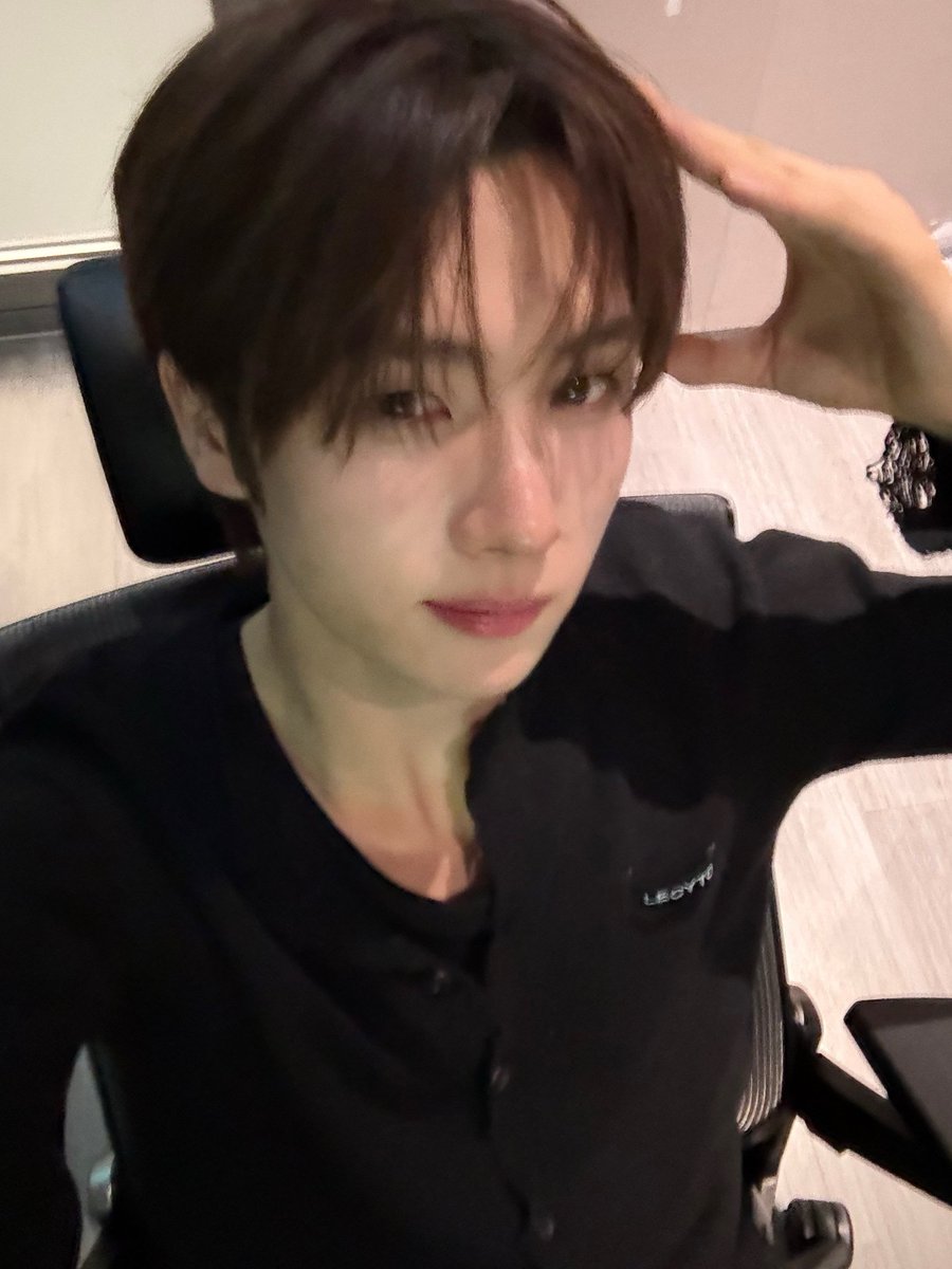 WEVERSE POST
🌟YOUNGJAE
#TWS #투어스 #영재 #YOUNGJAE #ヨンジェ