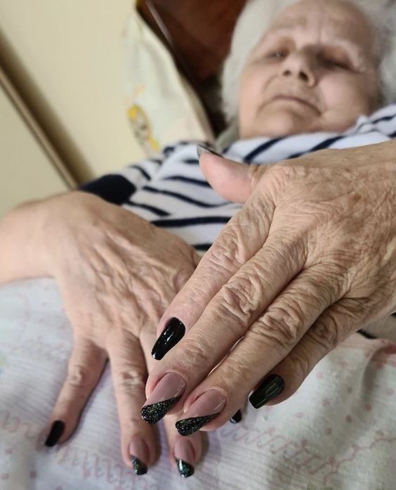 WeriBomb's tweet image. Yo en el 2060