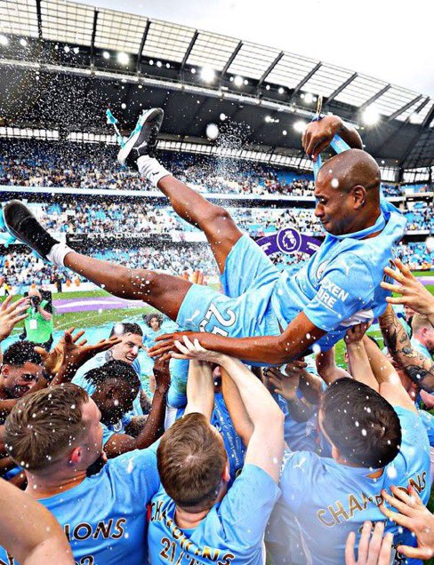 centregoals's tweet image. 🚨🚨| BREAKING: Fernandinho has RETIRED from football! 🇧🇷👋

[@geglobo]