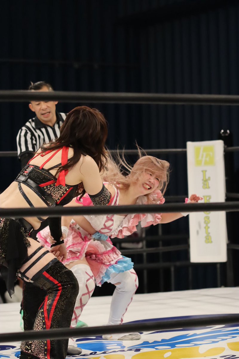 Kentaamu's tweet image. 11.20 #wavepro インイタ大会

#しのせ愛梨紗 選手

#桜花由美 選手とは初の対戦。