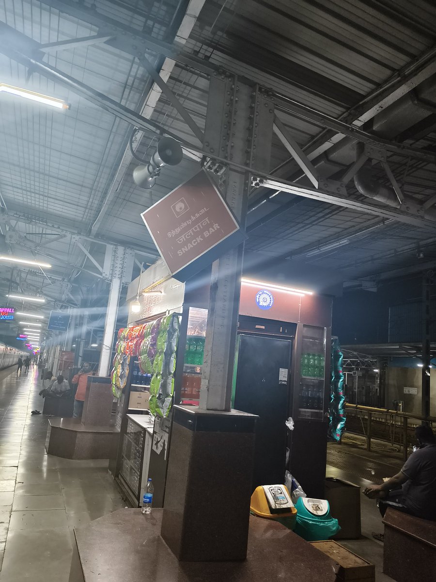 Giri Kutties tweet media