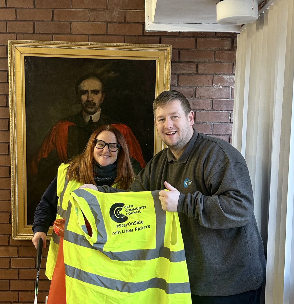 CefnCouncil's tweet image. 🚨 BREAKING NEWS 🚨

The Cefn #StayOnSide Litter Pickers are delighted to announce the new signings of Mrs. Anne Williams and her grandson Noah to the team!

We’re thrilled to have you both on board — welcome to the squad! 💚🧤🌍

This project is funded by @TNLComFundWales