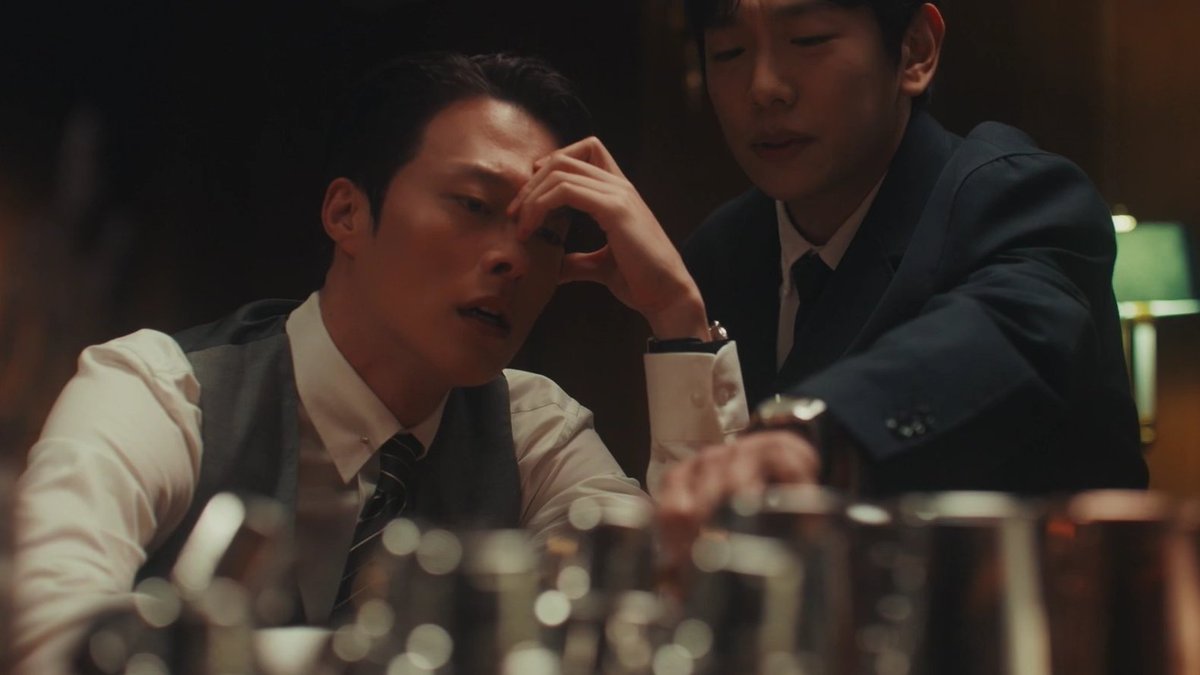 starwings45's tweet image. with his stress levels spiking each day, even his therapist gonna need a therapy lol😭

#DynamiteKiss #DynamiteKissEp4 #jangkiyong #AhnEunJin