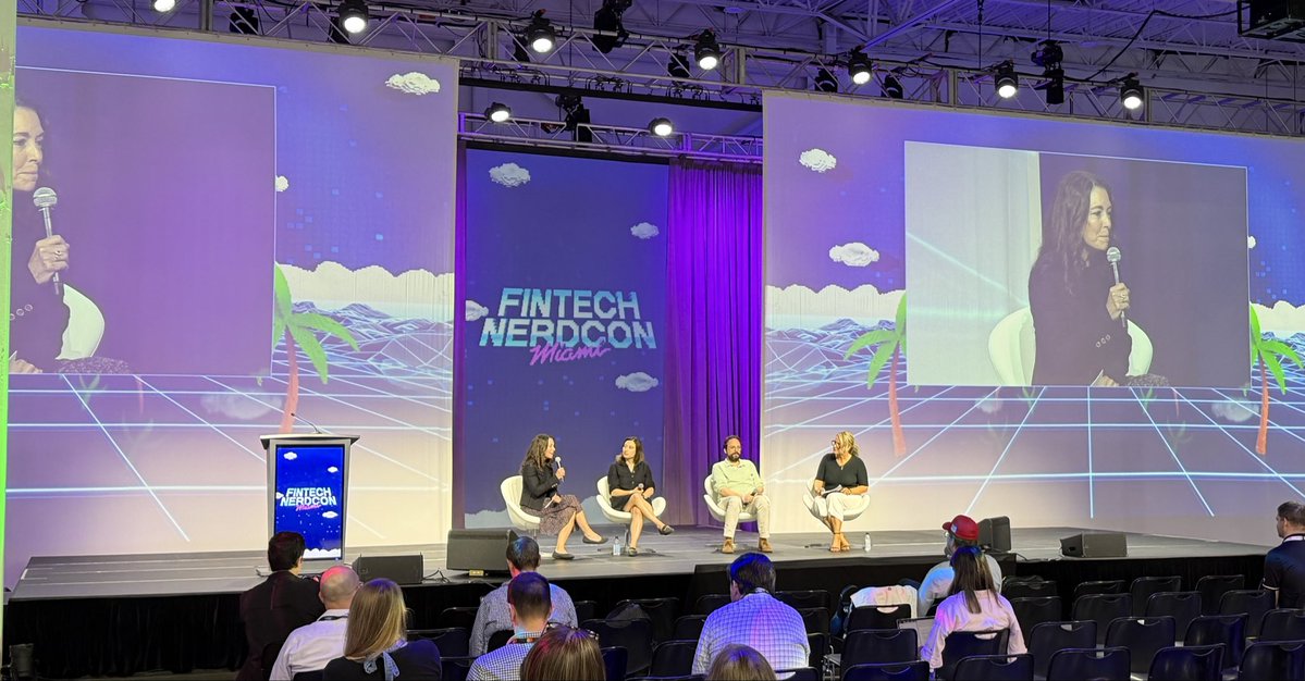 scottthenderson's tweet image. Go Kelli Keough! 

#SIPS