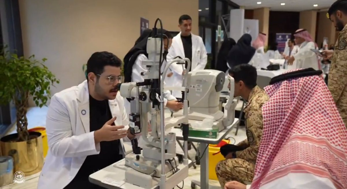 تشرفت بالمشاركة مع قسم طب وجراحة العيون في حملة (تطمن على صحتك)، التي نظمتها  <a href="/NGHAnews/">MNGHA</a> بـ #وزارة_الحرس_الوطني
بالتزامن مع #اليوم_العالمي_للسكري