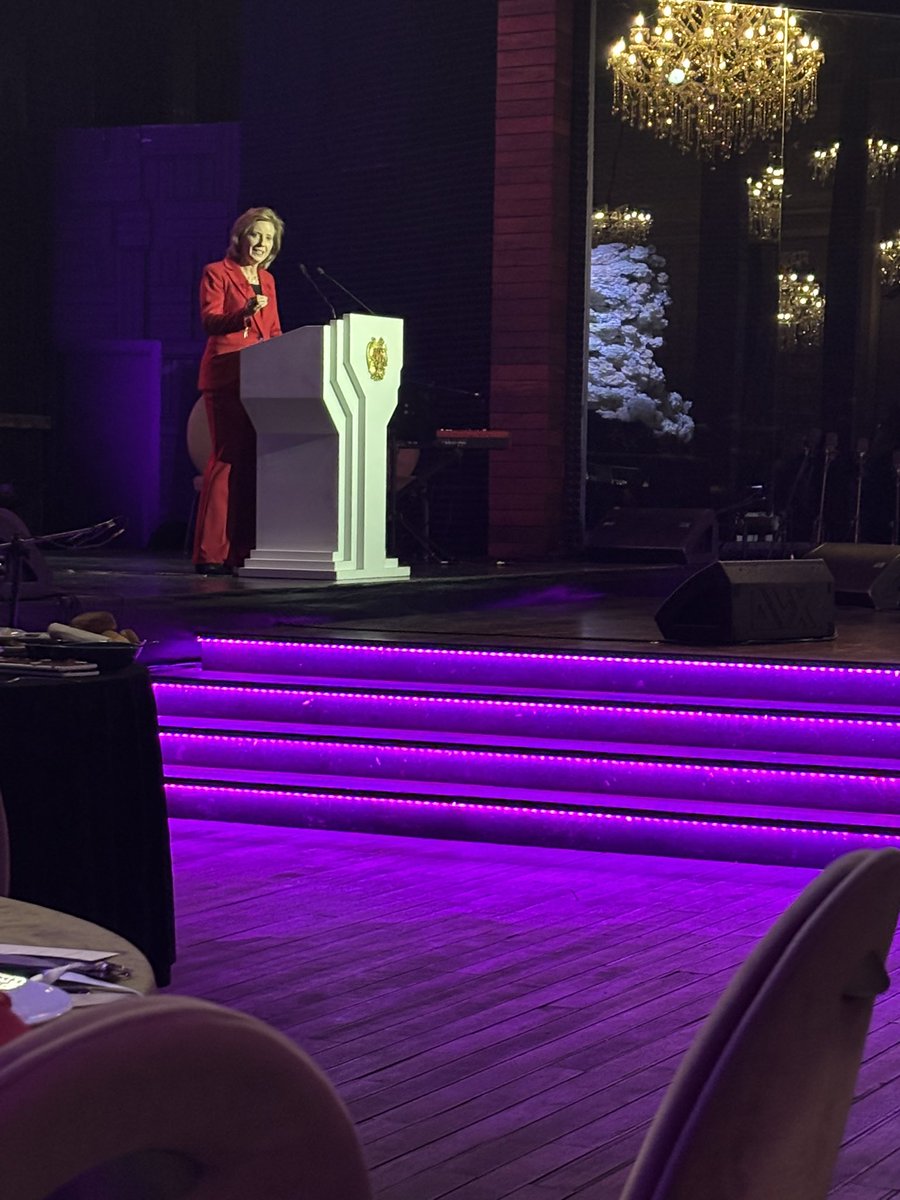 It was truly an honor and a privilege to attend the Republic of Armenia Prayer Breakfast. I’m especially proud of my dear friend and colleague, #VickyHartzler , for delivering such a powerful and inspiring address to religious leaders from around the world. Her words on the eve
