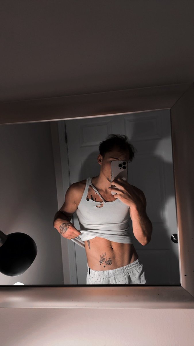 Literally woke up to torn shirt, must have done it in my sleep 🤷‍♂️