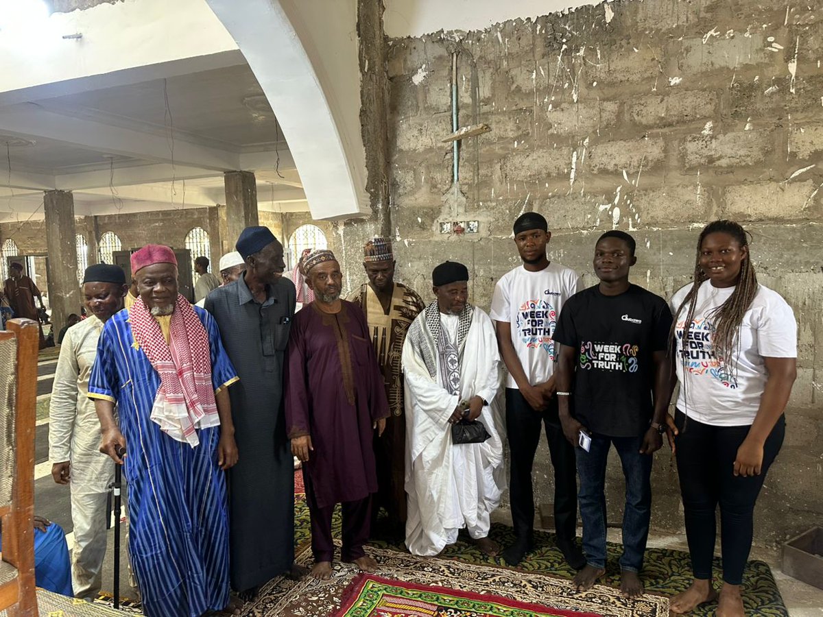 dubawaGH's tweet image. Juliana Adjei and Christian Arthur both brought the #WeekForTruth2025 message to The Central mosque in Tarkwa. Stay sharp. Stay informed.
#WeekForTruth #FactCheck