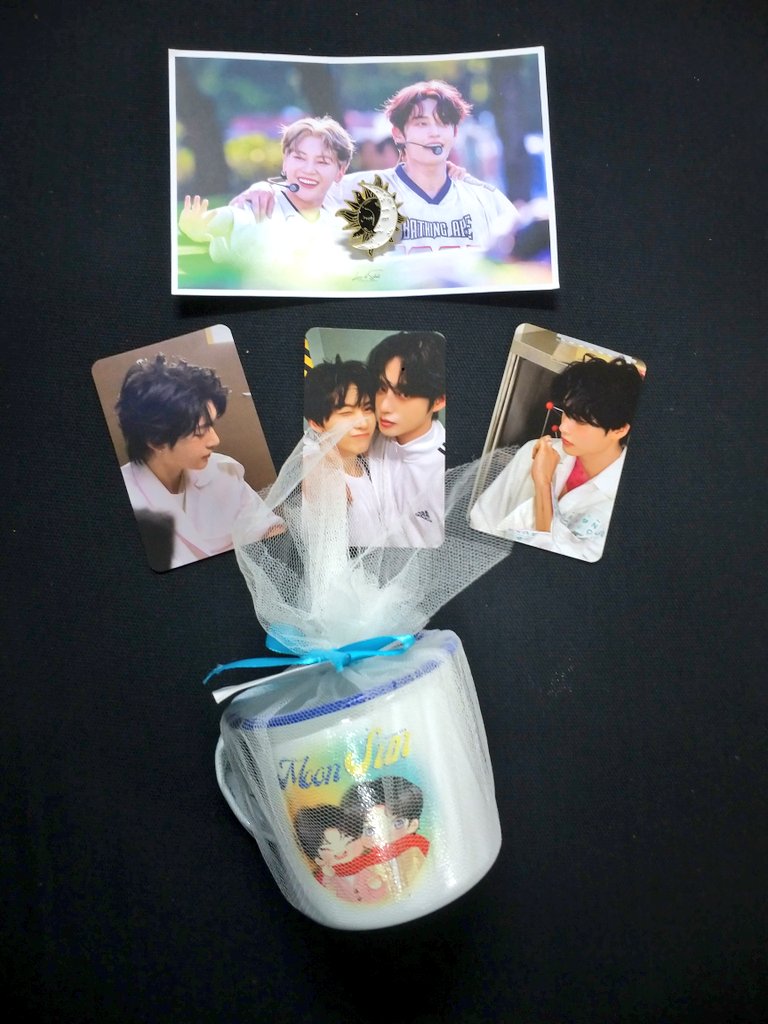 piopio2805's tweet photo. tidak bisa hadir di event ppusamz jakarta tapi freebies-nya nyampe jogja ππ©· tysm guys #verylatepost
@gogumachuuu @bettybanget @PAN1CROSE https://t.co/nEZzjDhvTi